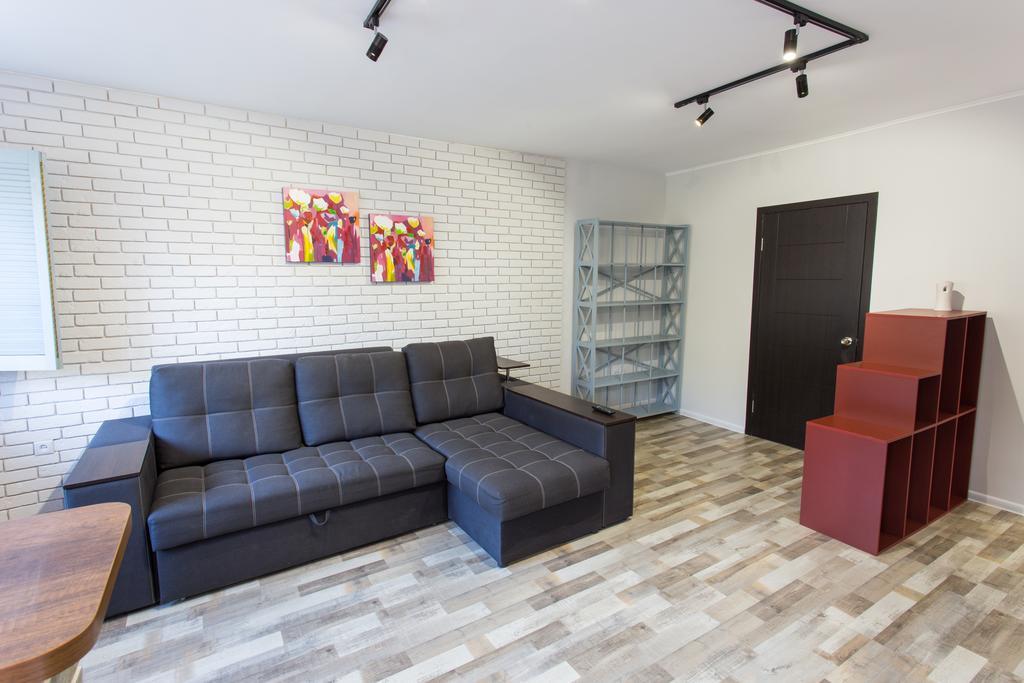 Loft Apartment Near Botanical Garden Харьков Экстерьер фото